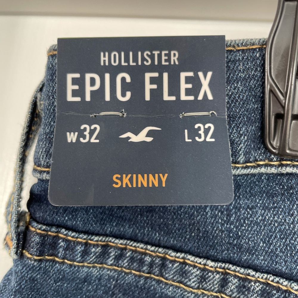 2 Men’s Hollister Jeans